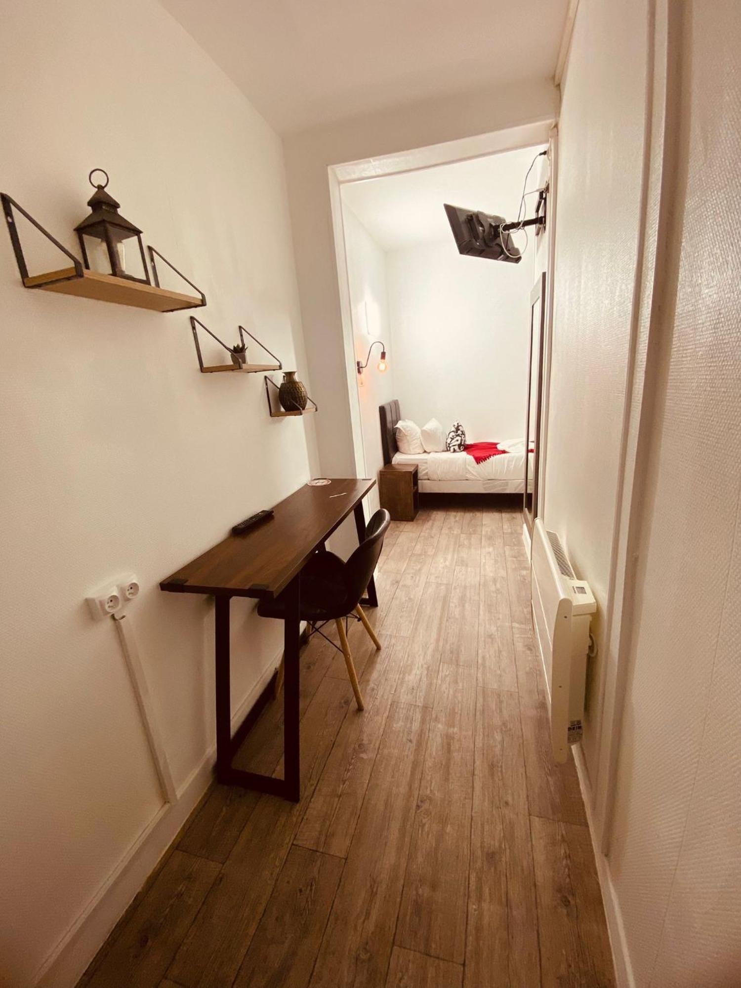 Hotel Louvain Paris Rum bild